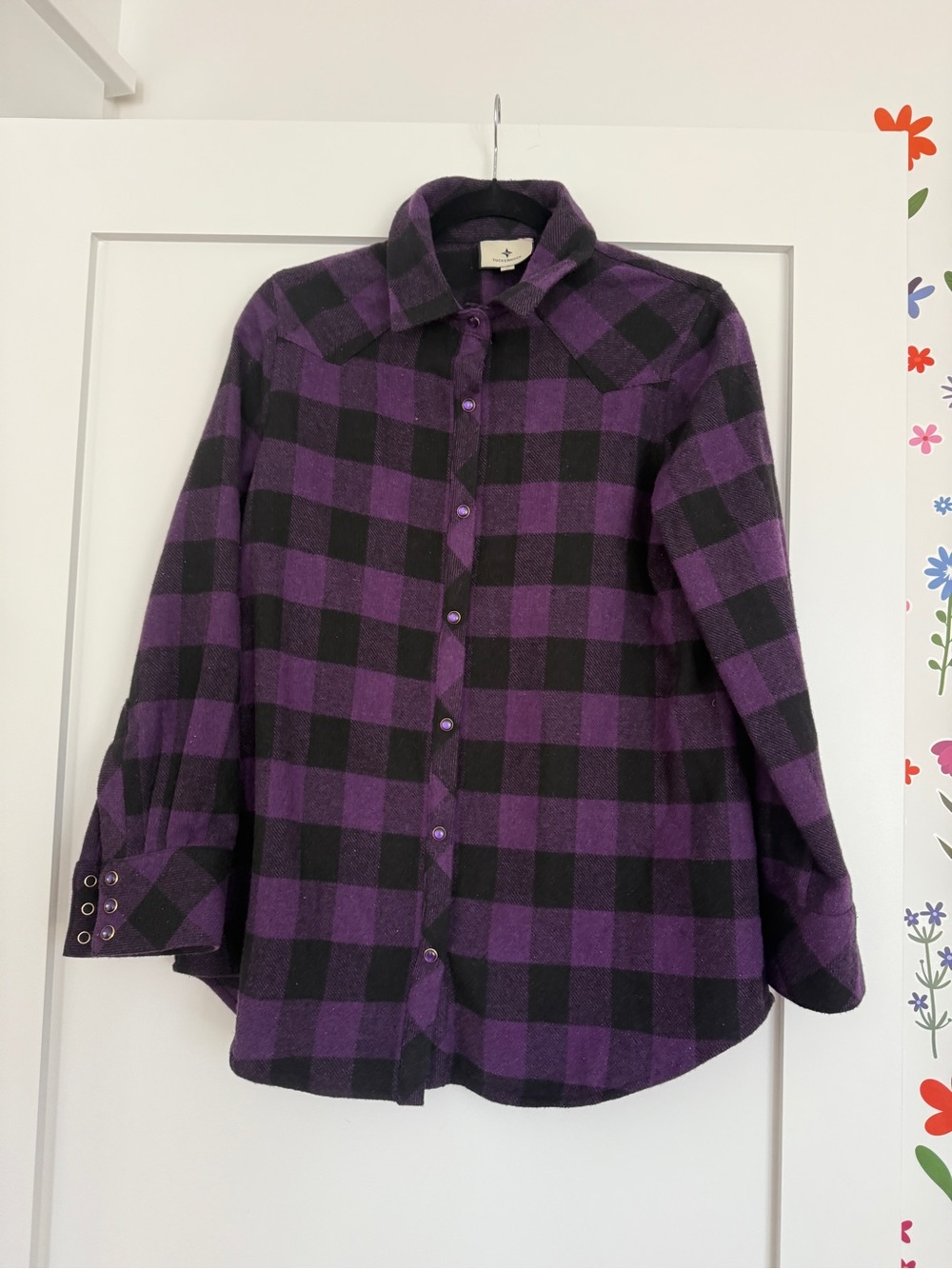 Tuckernuck Purple Black Plaid Snap Shirt Size Medium